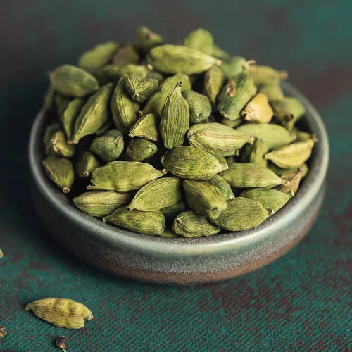 GreenCardamom_1200x1200_crop_center